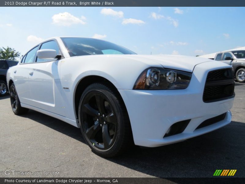 Bright White / Black 2013 Dodge Charger R/T Road & Track