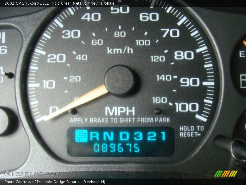 Polo Green Metallic / Neutral/Shale 2002 GMC Yukon XL SLE