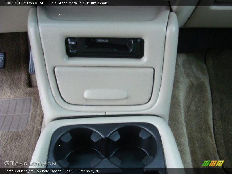 Polo Green Metallic / Neutral/Shale 2002 GMC Yukon XL SLE