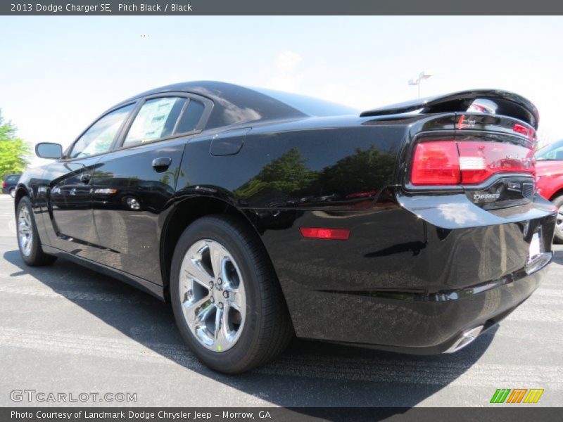 Pitch Black / Black 2013 Dodge Charger SE