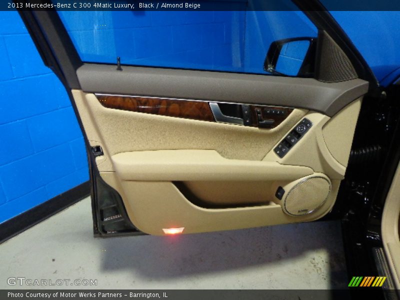 Black / Almond Beige 2013 Mercedes-Benz C 300 4Matic Luxury