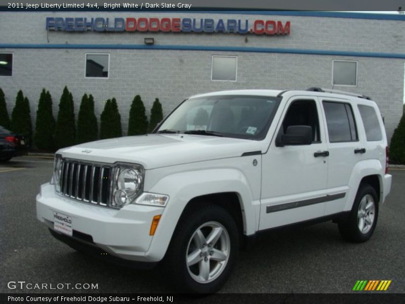 Bright White / Dark Slate Gray 2011 Jeep Liberty Limited 4x4