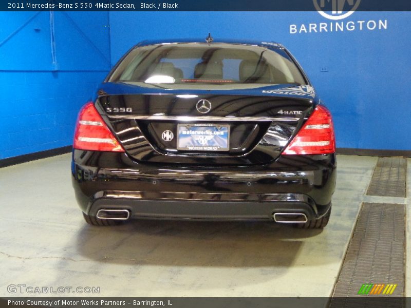 Black / Black 2011 Mercedes-Benz S 550 4Matic Sedan