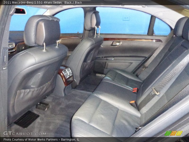 Black / Black 2011 Mercedes-Benz S 550 4Matic Sedan