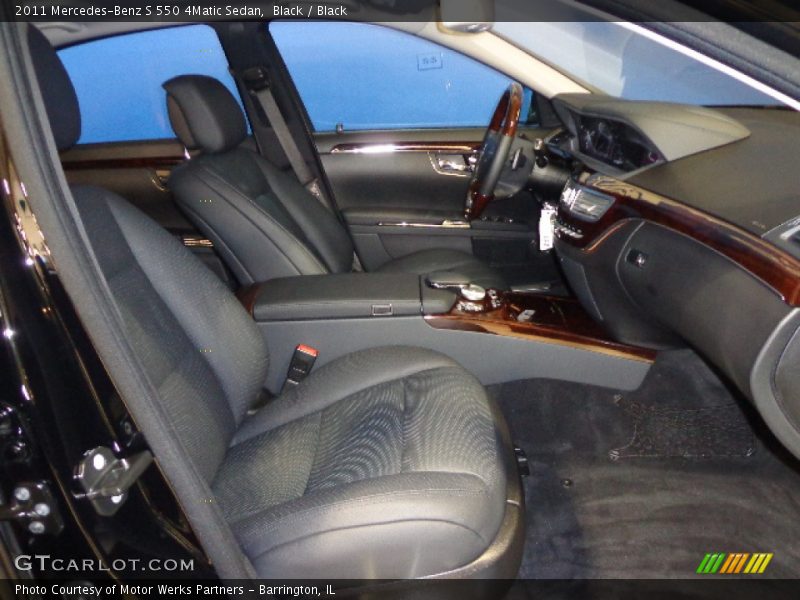 Black / Black 2011 Mercedes-Benz S 550 4Matic Sedan