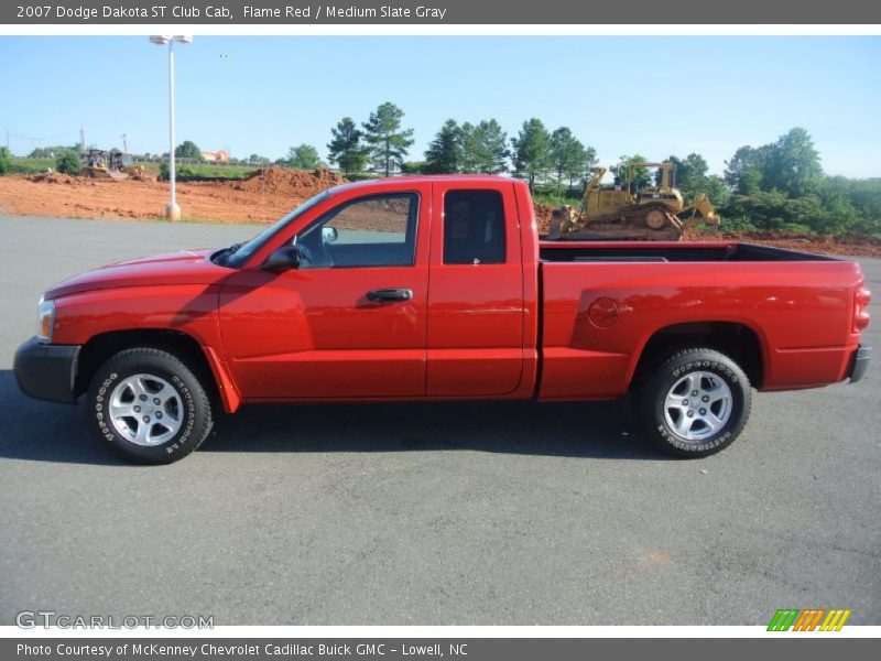 Flame Red / Medium Slate Gray 2007 Dodge Dakota ST Club Cab