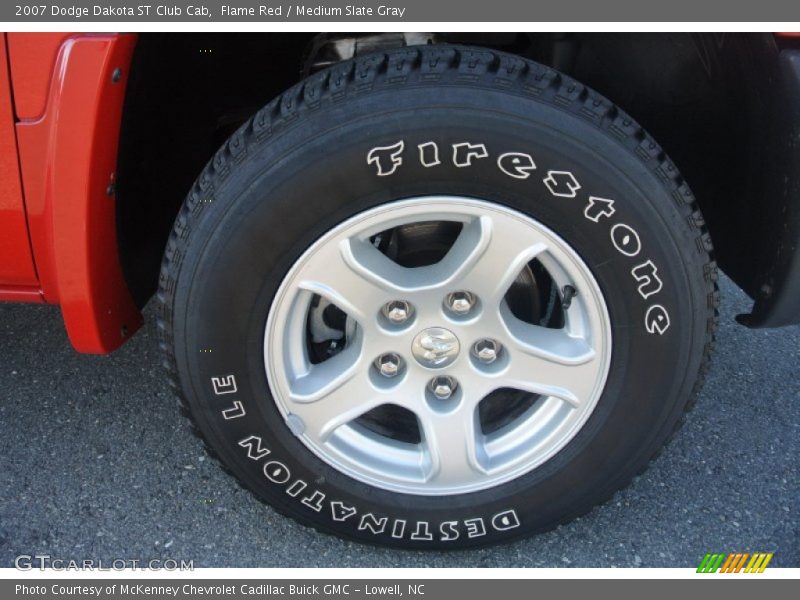 Flame Red / Medium Slate Gray 2007 Dodge Dakota ST Club Cab