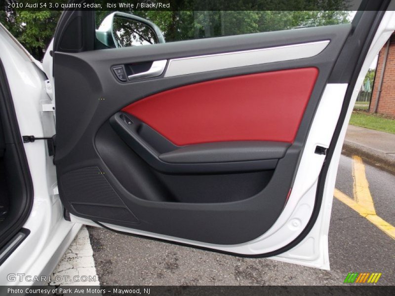 Ibis White / Black/Red 2010 Audi S4 3.0 quattro Sedan