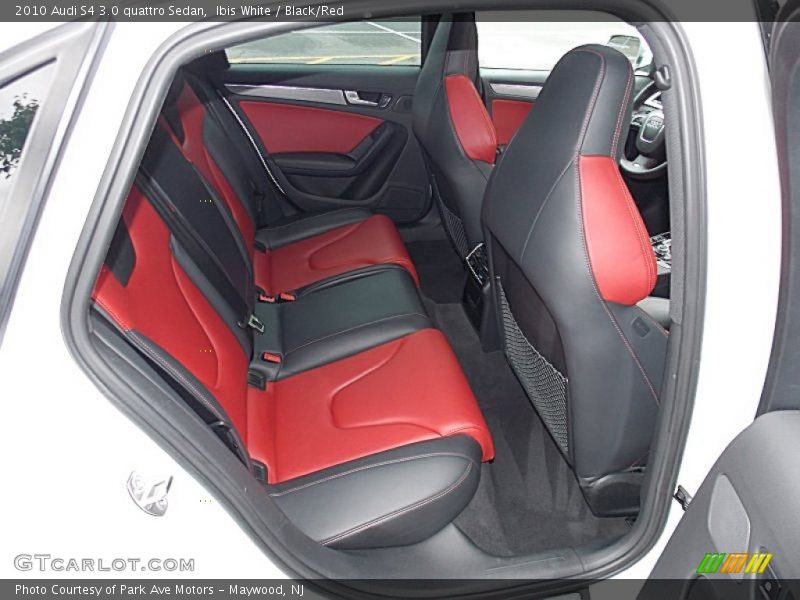 Ibis White / Black/Red 2010 Audi S4 3.0 quattro Sedan