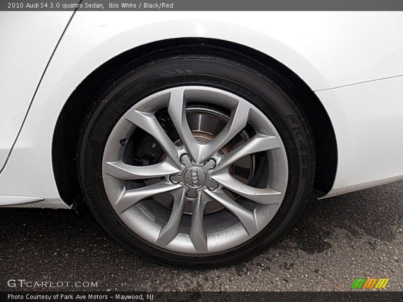 Ibis White / Black/Red 2010 Audi S4 3.0 quattro Sedan