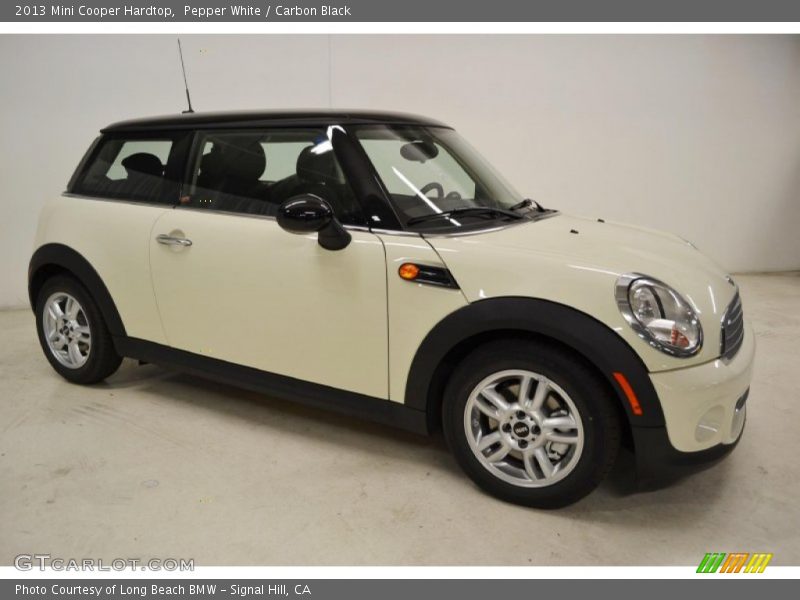 Pepper White / Carbon Black 2013 Mini Cooper Hardtop