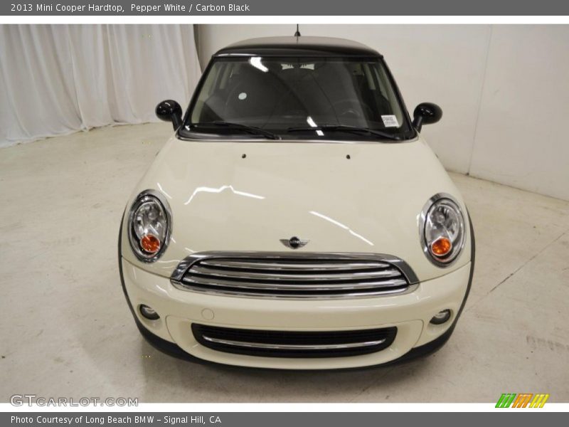 Pepper White / Carbon Black 2013 Mini Cooper Hardtop