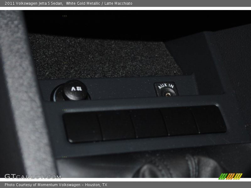 White Gold Metallic / Latte Macchiato 2011 Volkswagen Jetta S Sedan