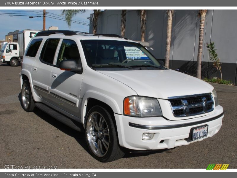 Arctic White / Cashmere 2004 Isuzu Ascender Luxury
