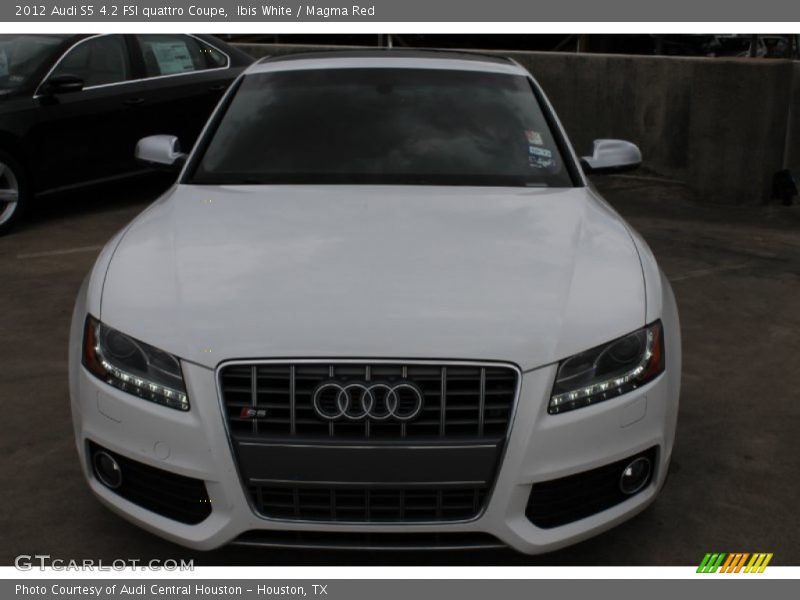 Ibis White / Magma Red 2012 Audi S5 4.2 FSI quattro Coupe