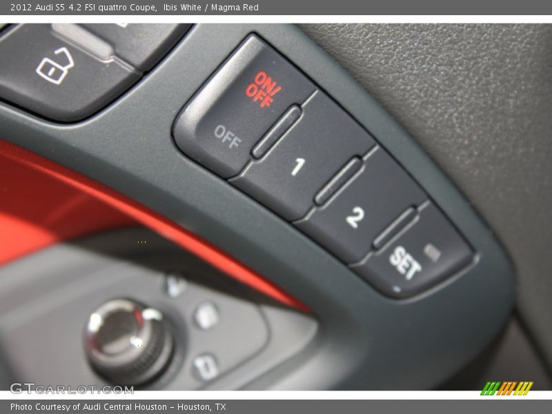 Controls of 2012 S5 4.2 FSI quattro Coupe