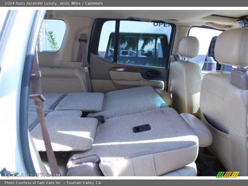 Arctic White / Cashmere 2004 Isuzu Ascender Luxury