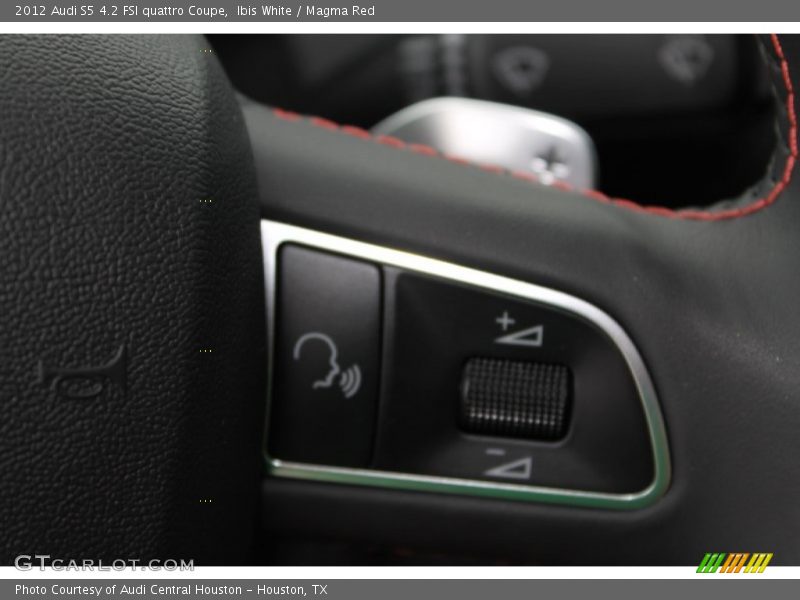 Controls of 2012 S5 4.2 FSI quattro Coupe