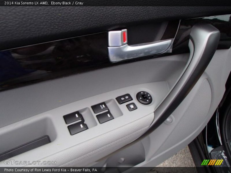 Ebony Black / Gray 2014 Kia Sorento LX AWD