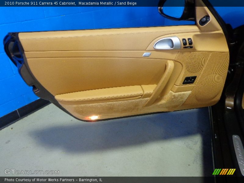 Macadamia Metallic / Sand Beige 2010 Porsche 911 Carrera 4S Cabriolet