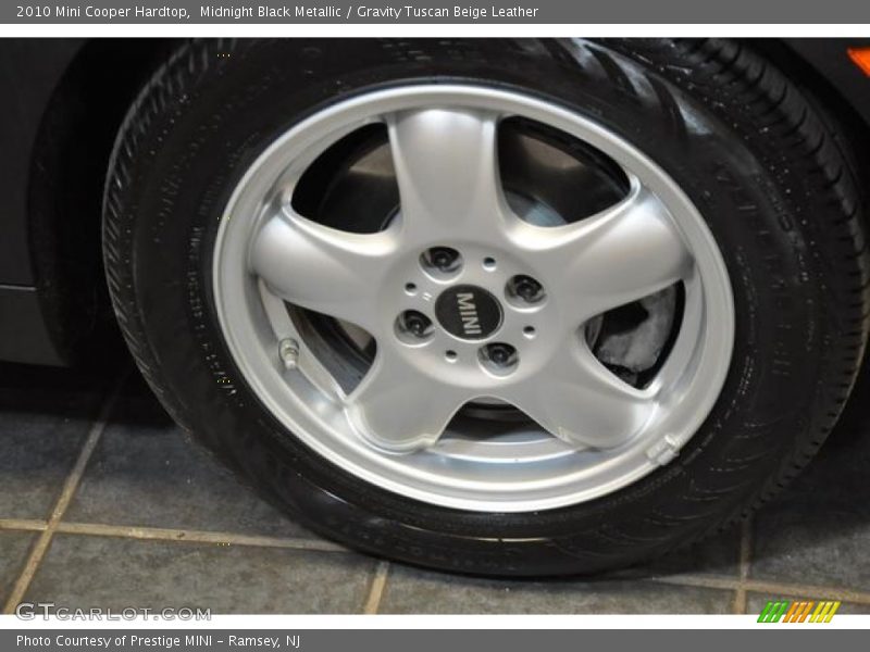 Midnight Black Metallic / Gravity Tuscan Beige Leather 2010 Mini Cooper Hardtop