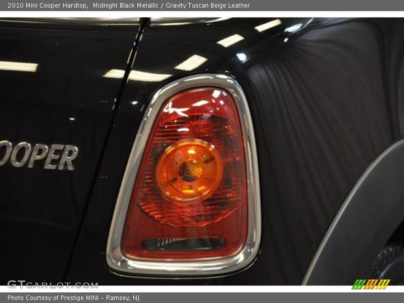 Midnight Black Metallic / Gravity Tuscan Beige Leather 2010 Mini Cooper Hardtop