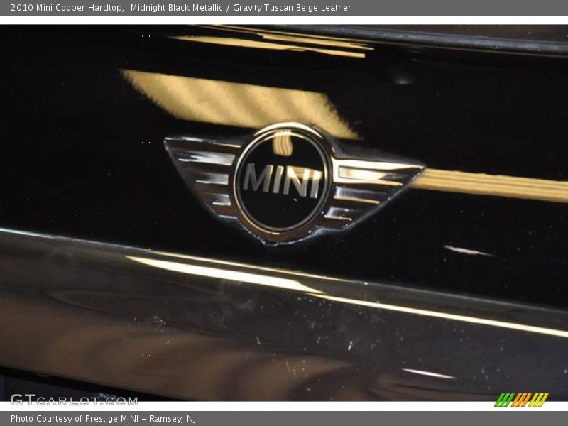 Midnight Black Metallic / Gravity Tuscan Beige Leather 2010 Mini Cooper Hardtop