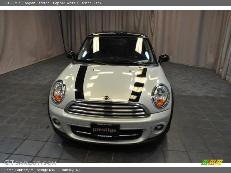 Pepper White / Carbon Black 2012 Mini Cooper Hardtop