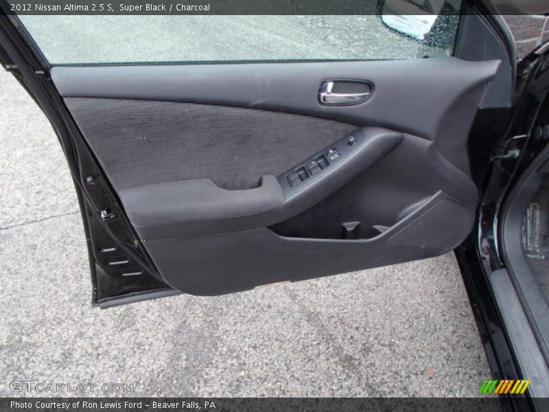 Super Black / Charcoal 2012 Nissan Altima 2.5 S
