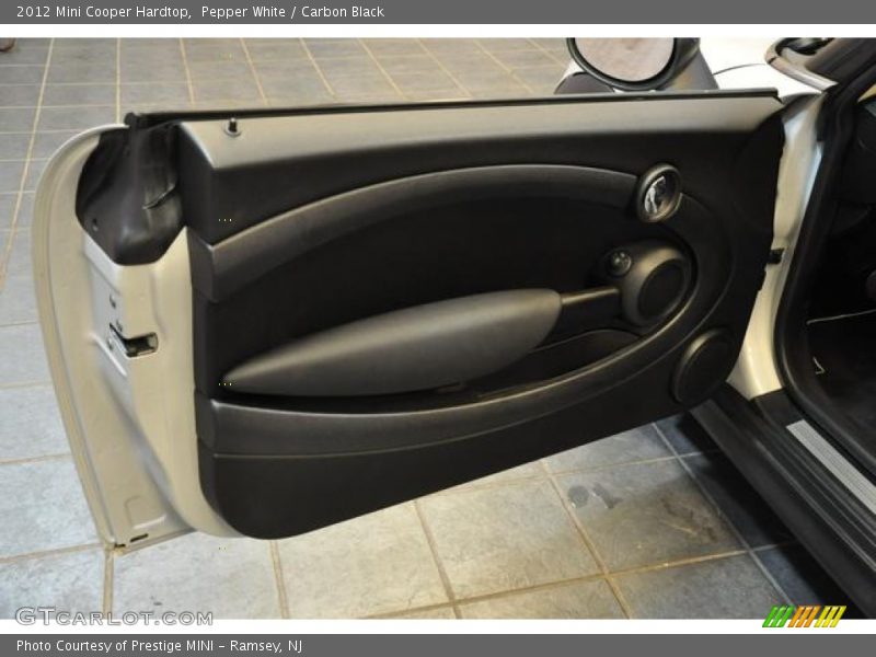 Pepper White / Carbon Black 2012 Mini Cooper Hardtop