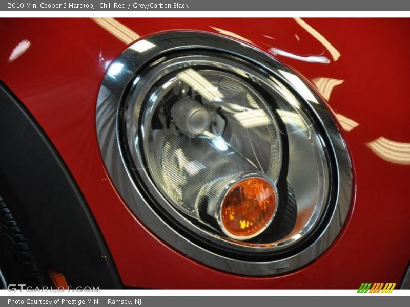 Chili Red / Grey/Carbon Black 2010 Mini Cooper S Hardtop