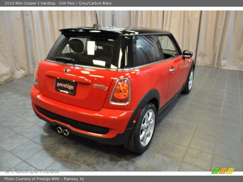 Chili Red / Grey/Carbon Black 2010 Mini Cooper S Hardtop