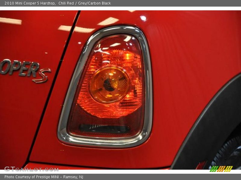 Chili Red / Grey/Carbon Black 2010 Mini Cooper S Hardtop