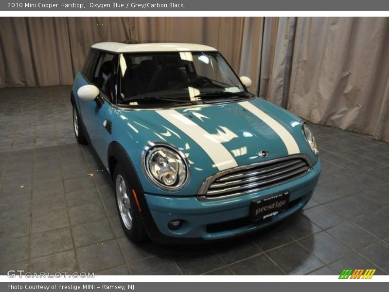 Oxygen Blue / Grey/Carbon Black 2010 Mini Cooper Hardtop