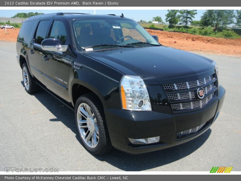 Front 3/4 View of 2013 Escalade ESV Premium AWD
