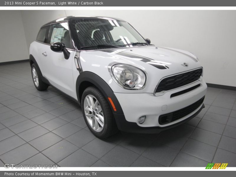 Light White / Carbon Black 2013 Mini Cooper S Paceman