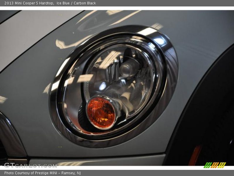 Ice Blue / Carbon Black 2013 Mini Cooper S Hardtop