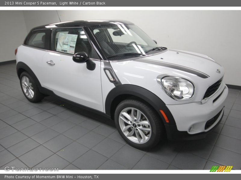 Light White / Carbon Black 2013 Mini Cooper S Paceman