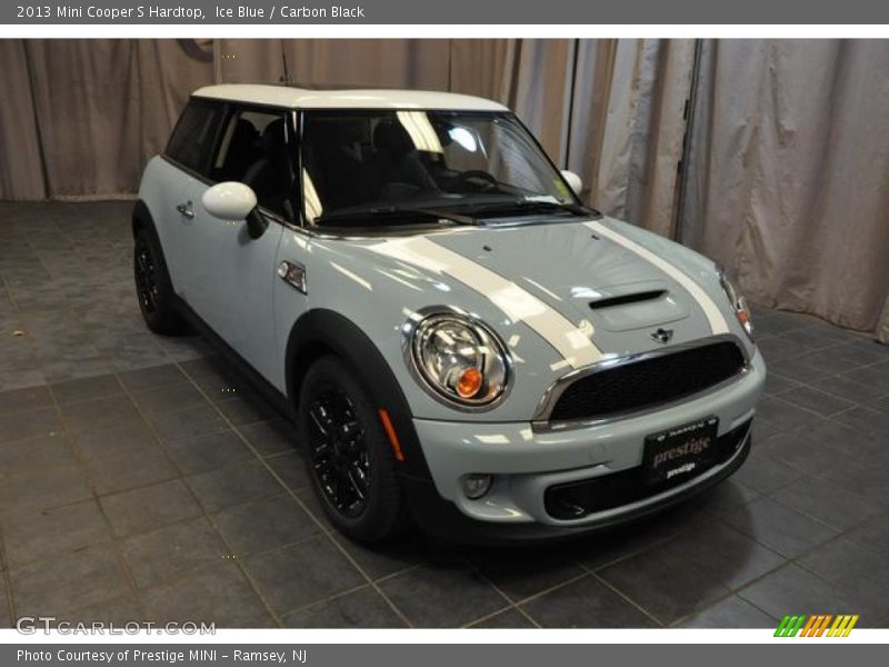 Ice Blue / Carbon Black 2013 Mini Cooper S Hardtop