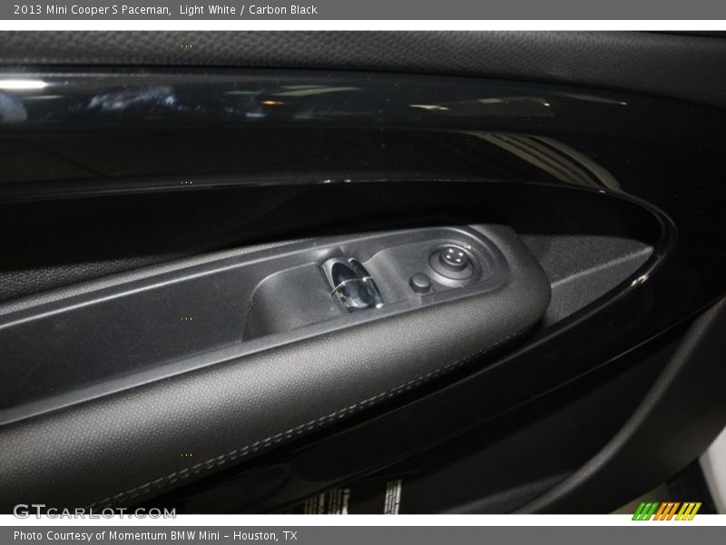 Light White / Carbon Black 2013 Mini Cooper S Paceman