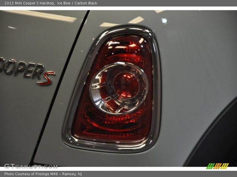 Ice Blue / Carbon Black 2013 Mini Cooper S Hardtop