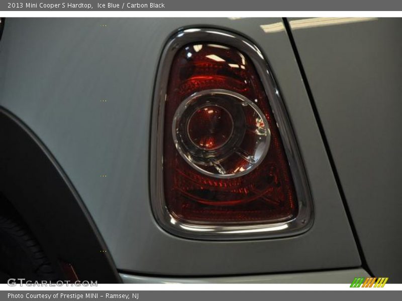 Ice Blue / Carbon Black 2013 Mini Cooper S Hardtop
