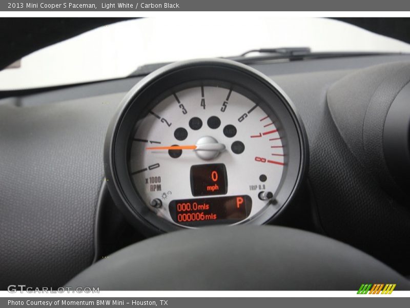 Light White / Carbon Black 2013 Mini Cooper S Paceman