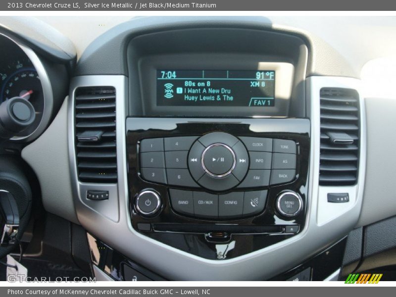 Silver Ice Metallic / Jet Black/Medium Titanium 2013 Chevrolet Cruze LS