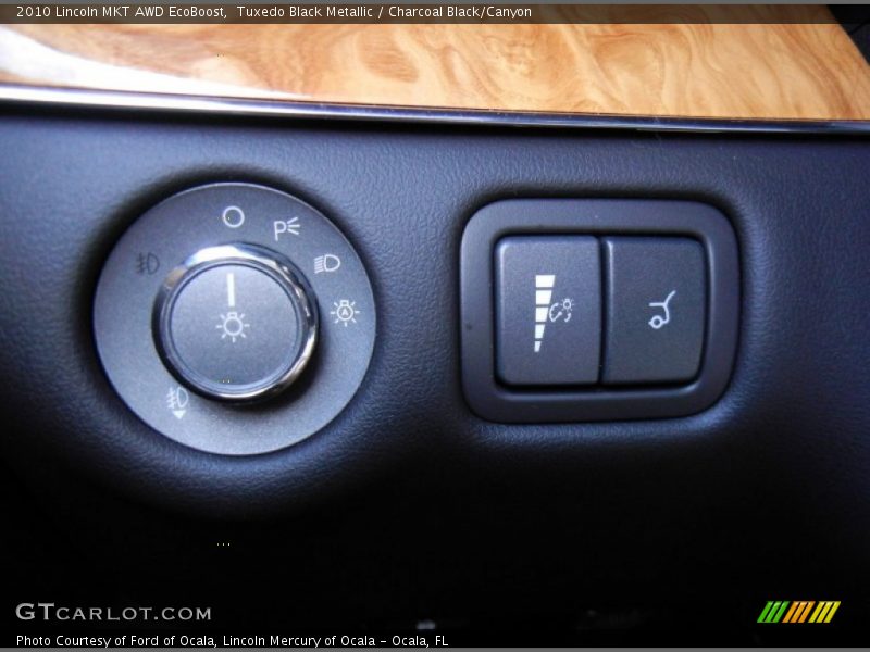 Tuxedo Black Metallic / Charcoal Black/Canyon 2010 Lincoln MKT AWD EcoBoost