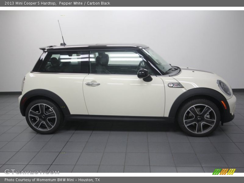 Pepper White / Carbon Black 2013 Mini Cooper S Hardtop