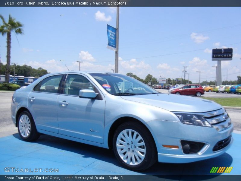 Front 3/4 View of 2010 Fusion Hybrid