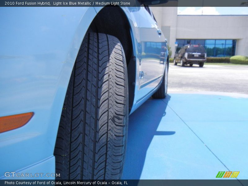 Light Ice Blue Metallic / Medium Light Stone 2010 Ford Fusion Hybrid