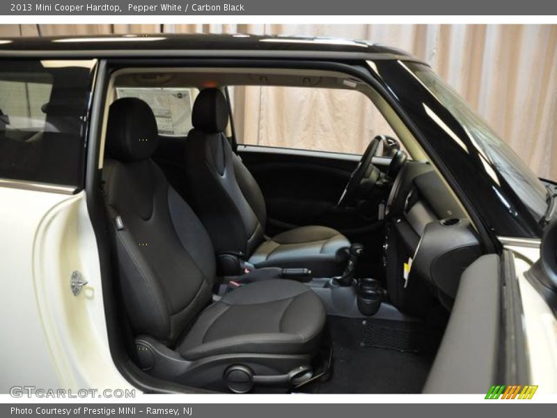 Pepper White / Carbon Black 2013 Mini Cooper Hardtop