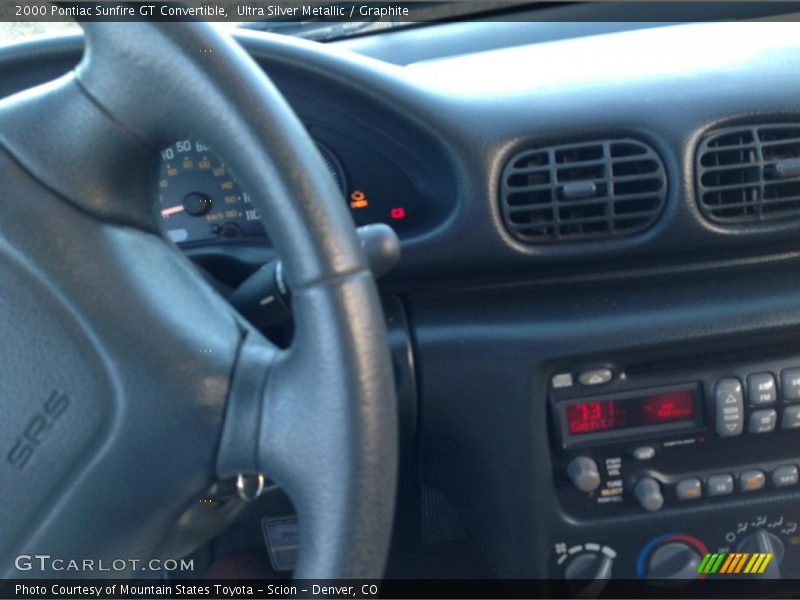 Ultra Silver Metallic / Graphite 2000 Pontiac Sunfire GT Convertible